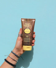 Load image into Gallery viewer, Sun Bum Day Tripper / Getaway Pack