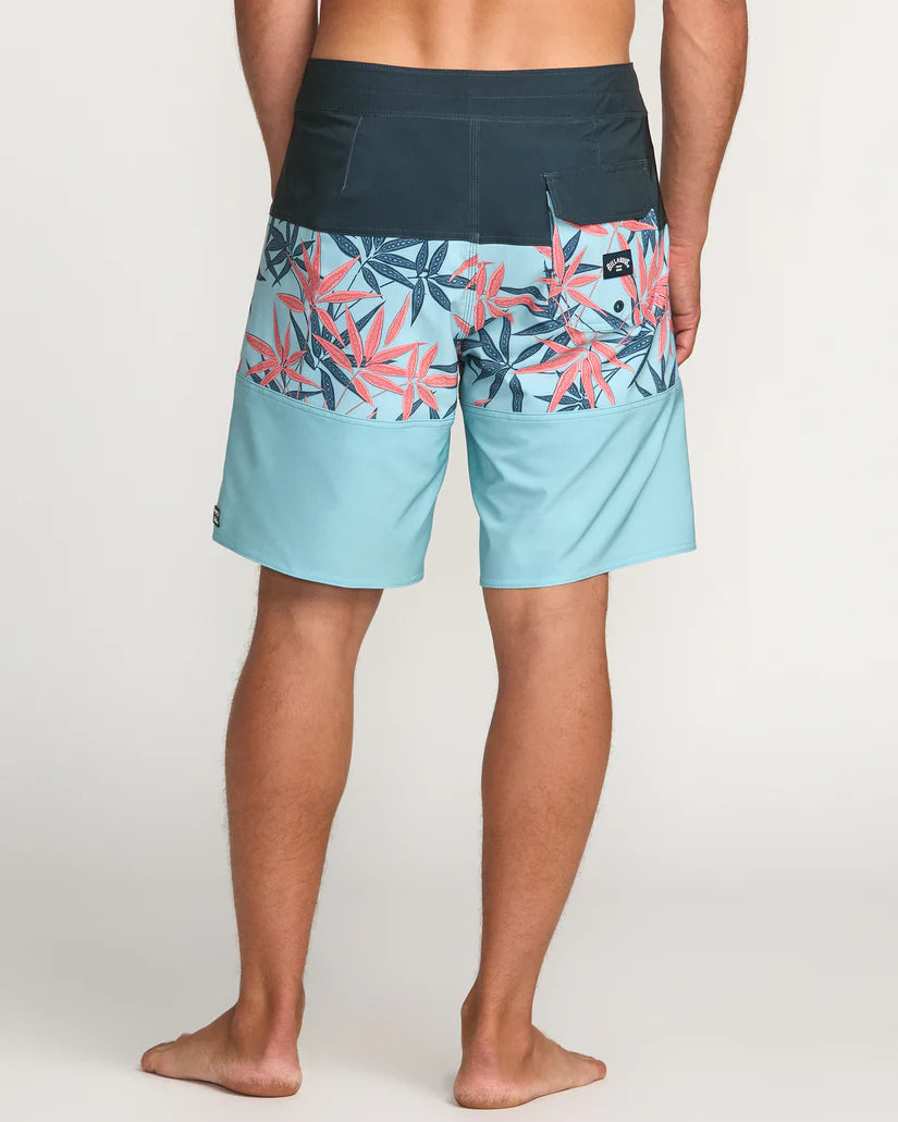 Tribong Pro Boardshorts