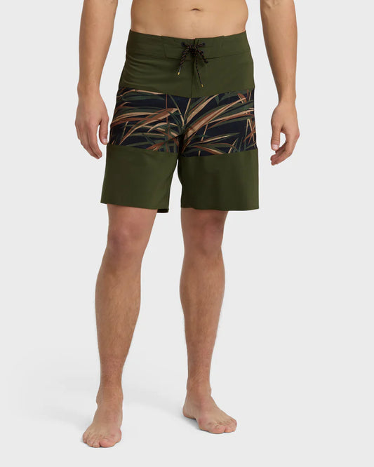 Tribong Pro Boardshorts