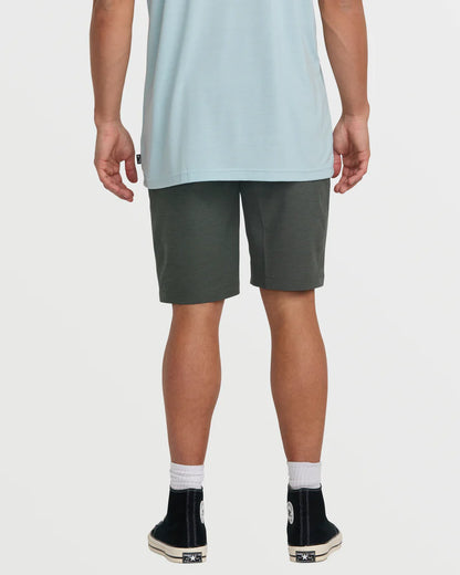 Crossfire Submersible 21" Hybrid Shorts