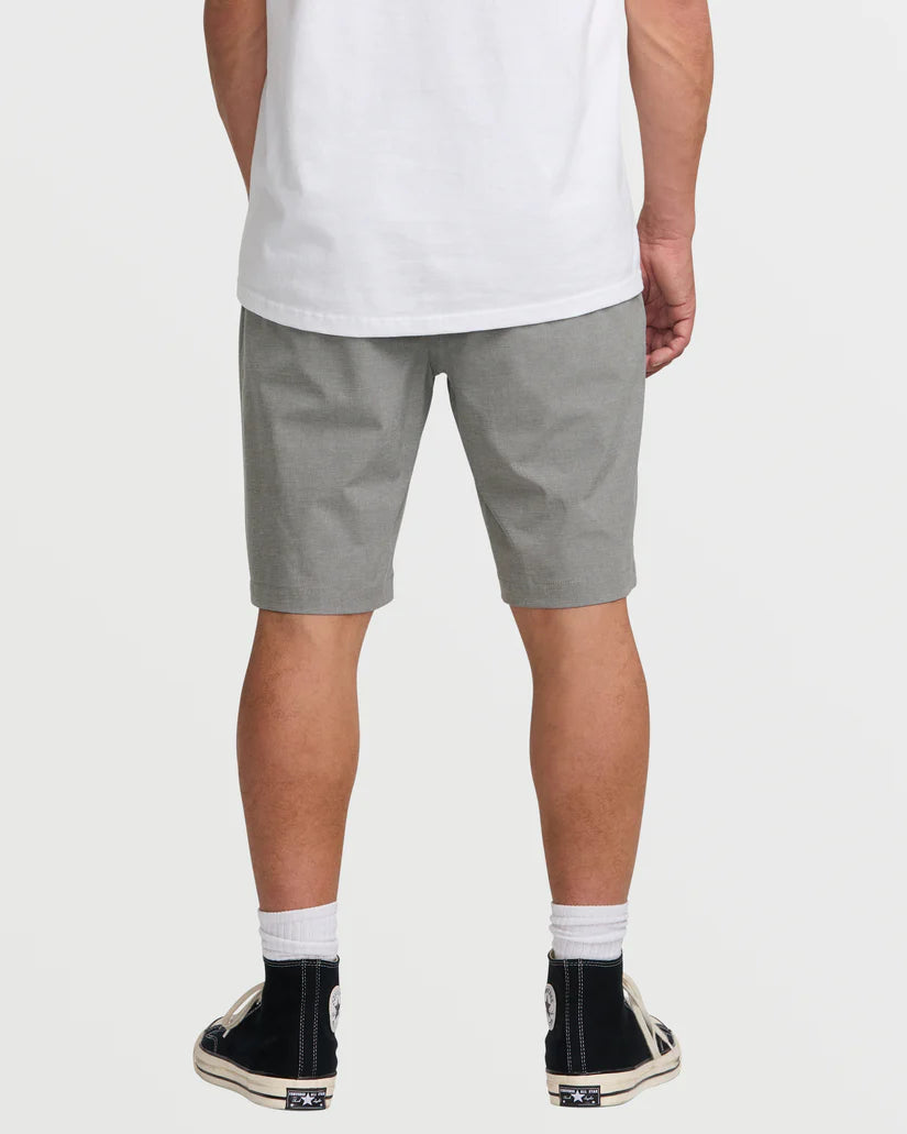 Crossfire Submersible 21" Hybrid Shorts