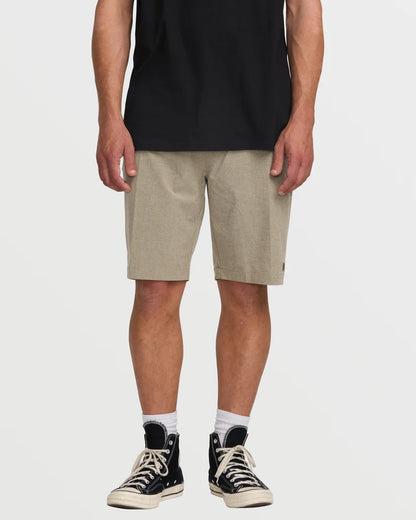Crossfire Submersible 21" Hybrid Shorts