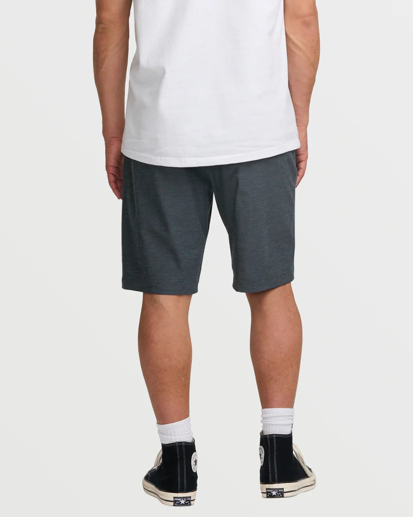 Crossfire Submersible 21" Hybrid Shorts