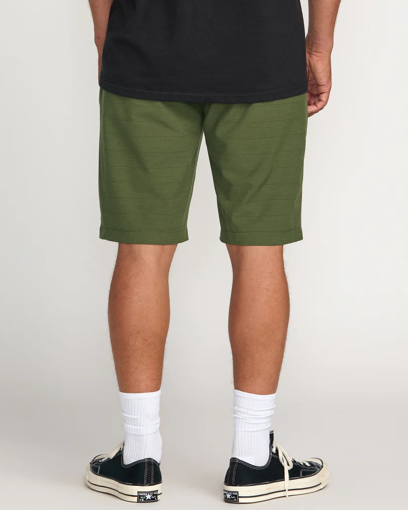 Crossfire Submersible 21" Hybrid Shorts