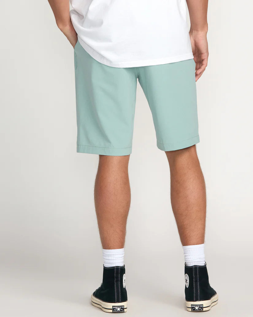 Crossfire Submersible 21" Hybrid Shorts