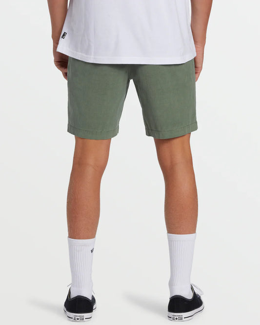Crossfire Wave Wash Submersible 18" Hybrid Shorts