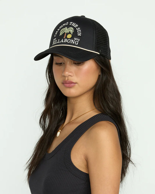 Across Waves Hat