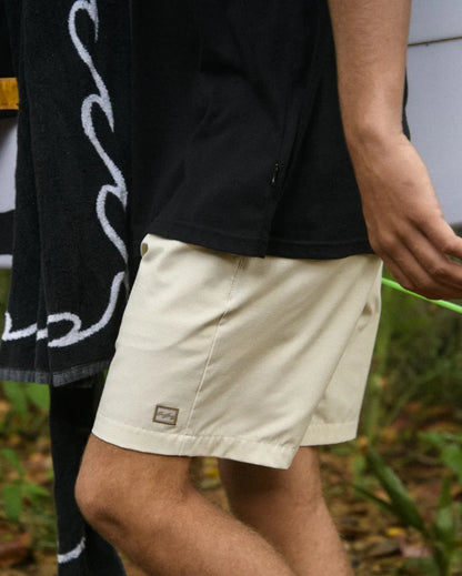 Crossfire Submersible 21" Hybrid Shorts