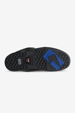Load image into Gallery viewer, Globe Mens Sabre Shoe
