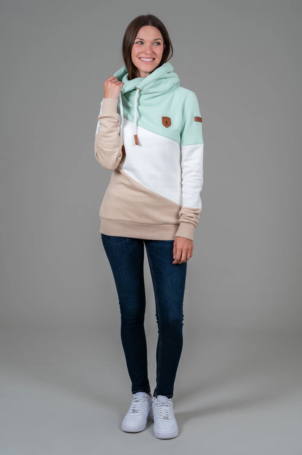 Wanakome Selene Hoodie