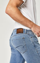 Load image into Gallery viewer, MAVI MENS JAKE SLIM JEAN
