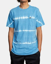 Load image into Gallery viewer, RVCA MANIC TIE-DYE STRIPE S/S TEE
