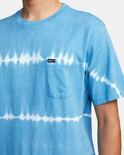 Load image into Gallery viewer, RVCA MANIC TIE-DYE STRIPE S/S TEE

