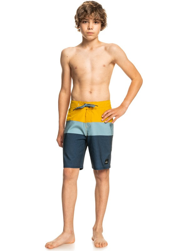 QUIKSILVER BOY 8-16 SURFSILK PANEL 17" BOARDSHORT