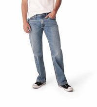 Load image into Gallery viewer, SILVER JEANS ZAC RELAXED STRAIGHT FIT
