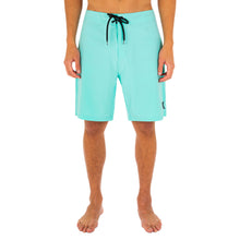 Load image into Gallery viewer, HURLEY MENS PHANTOM O&amp;O SOLID BOARDSHORT 20&quot;
