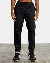 Load image into Gallery viewer, RVCA MENS SPECTRUM CUFFED WORKOUT PANT
