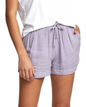 Load image into Gallery viewer, RVCA NEW YUME SHORT
